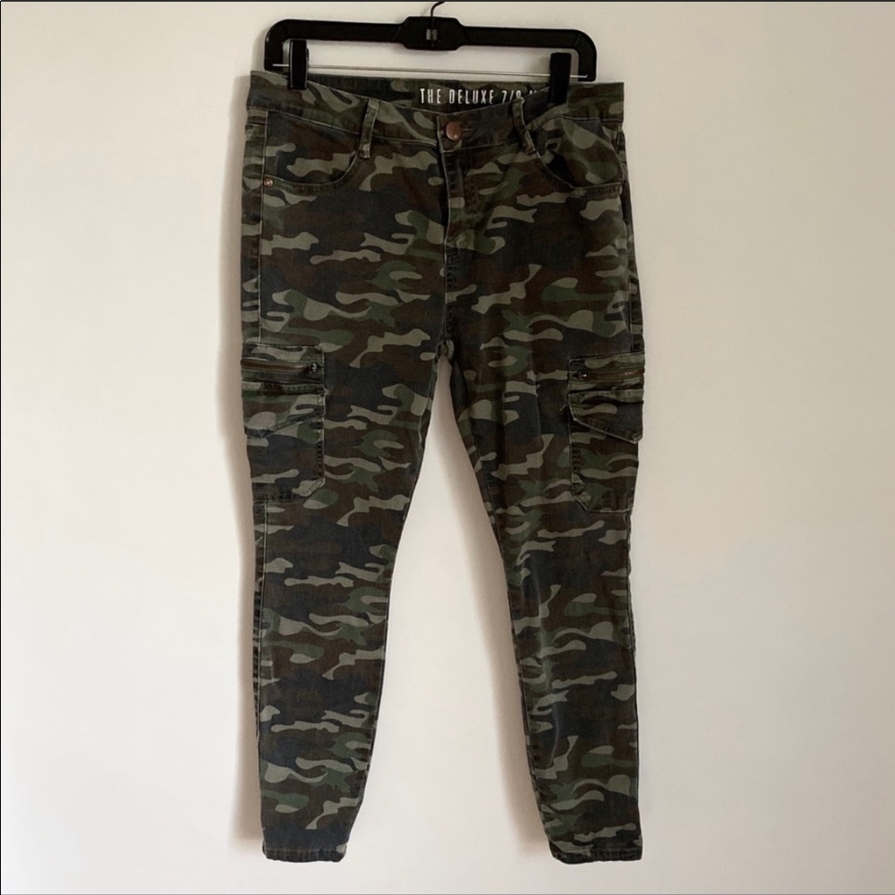 Cotton On - Olive Camo Cargo Pants - 7